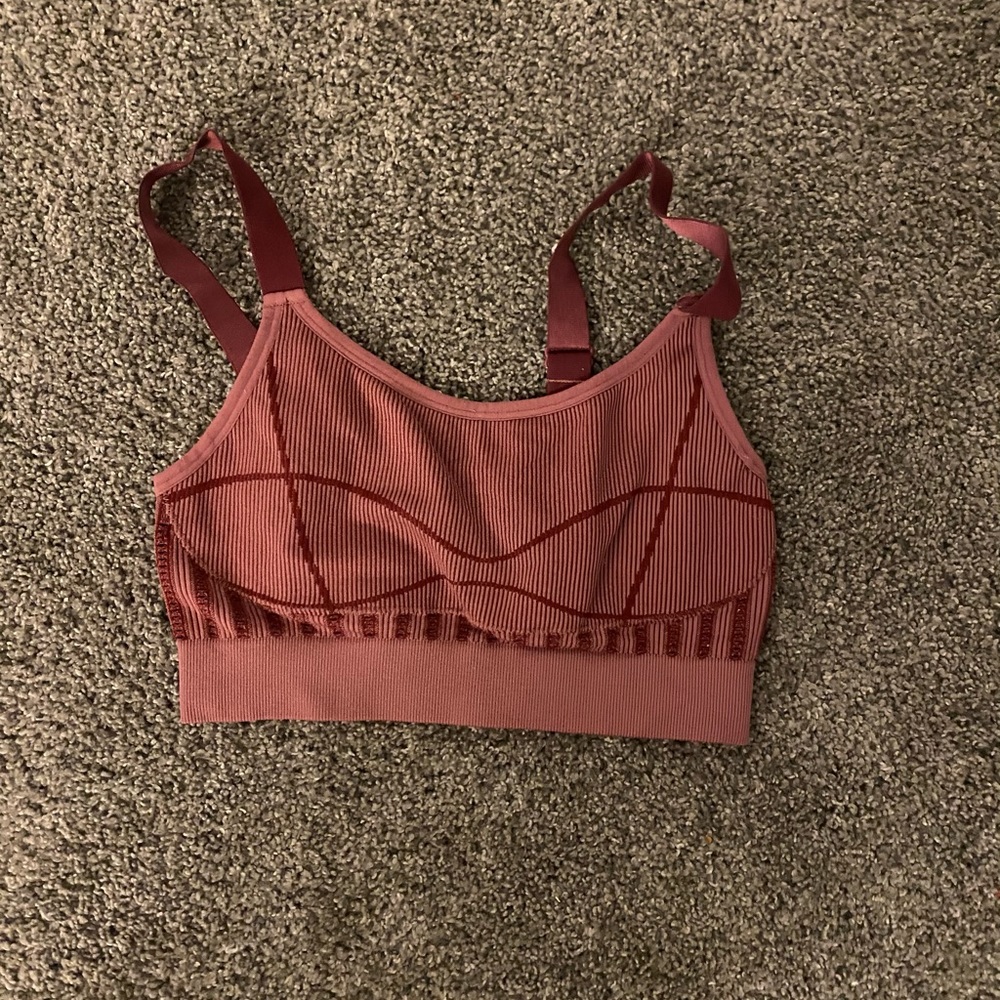 NEW Fabletics sports bra!